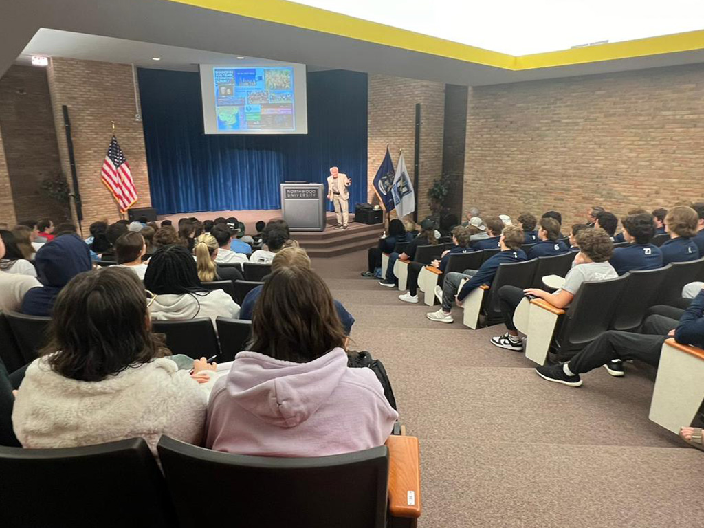 Ken Schoolland presenting at Northwood University