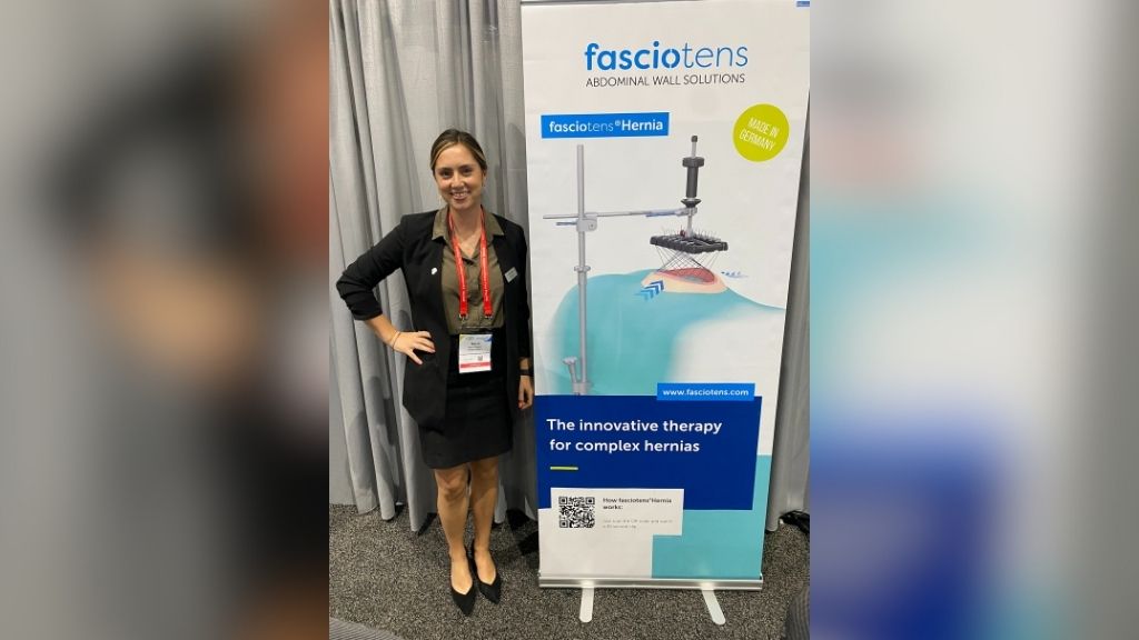 Mandi Wagner (BSN ’18), a medical device specialist for fasciotens GmbH based in Cologne, Germany, is at a conference in San Diego